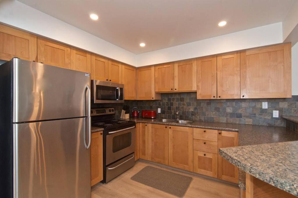 Powderhorn By Whistler Blackcomb Vacation Rentals Exteriör bild