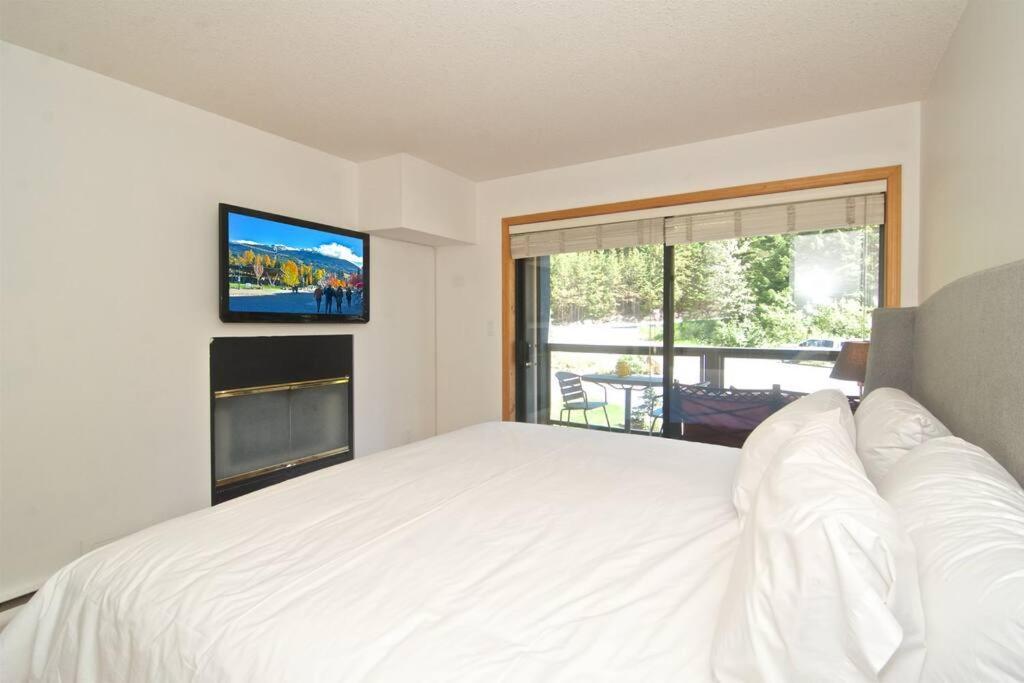 Powderhorn By Whistler Blackcomb Vacation Rentals Exteriör bild