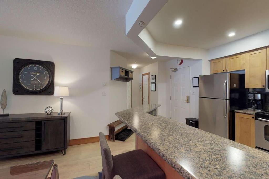 Powderhorn By Whistler Blackcomb Vacation Rentals Exteriör bild