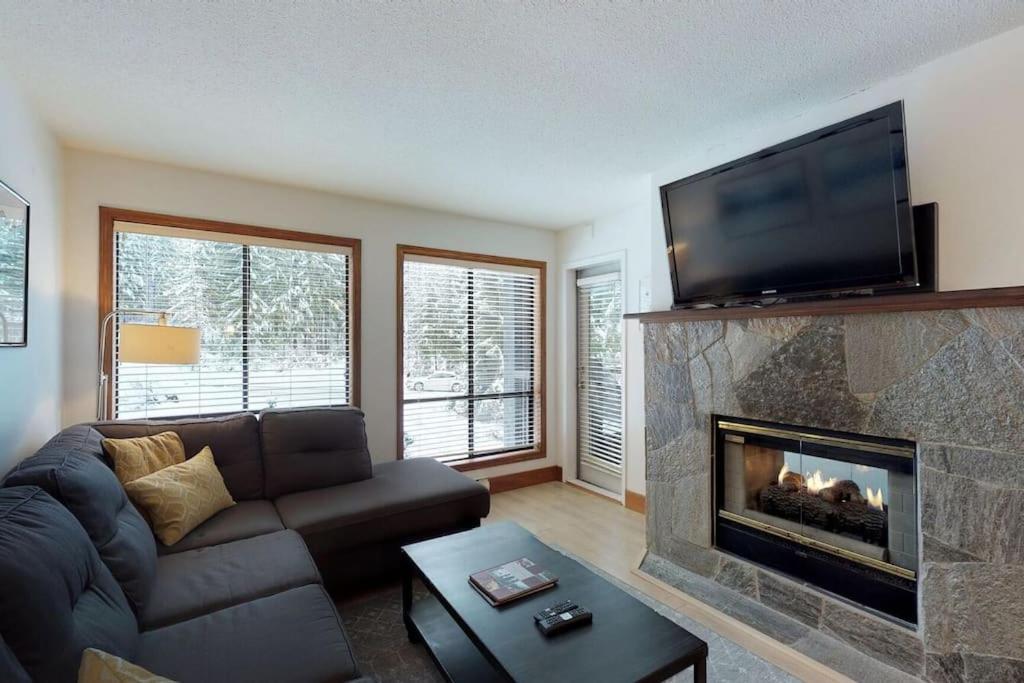 Powderhorn By Whistler Blackcomb Vacation Rentals Exteriör bild